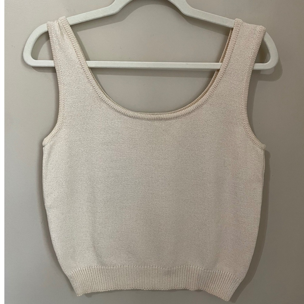 St. John Basics Ivory Santana Knit Scoop Neck Tank Top Sleeveless Shell Size 6